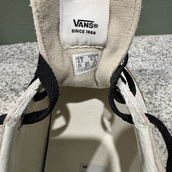 Vans sport low shoe marshmallow white (men’s 4.5 / women’s 6) worn once - Picture 9 of 10